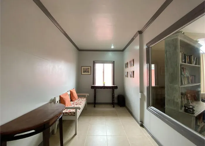 Oyo 708 Abaseria Deli And Cafe Hotel