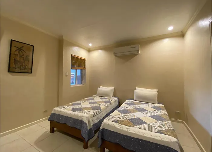 Hotel Oyo 708 Abaseria Deli And Cafe Cebu